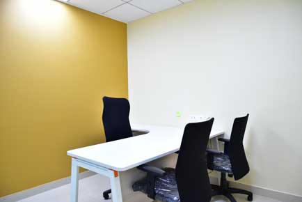 hyderabda-fully-furnished-desk